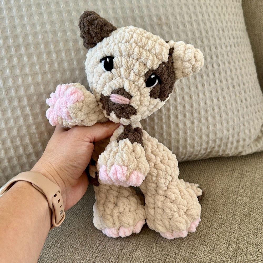 Crochet Kitten Snuggler